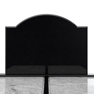 Nagrobek podwójny biało czarny z dwoma oddzielnymi płytami oraz dużą tablicą